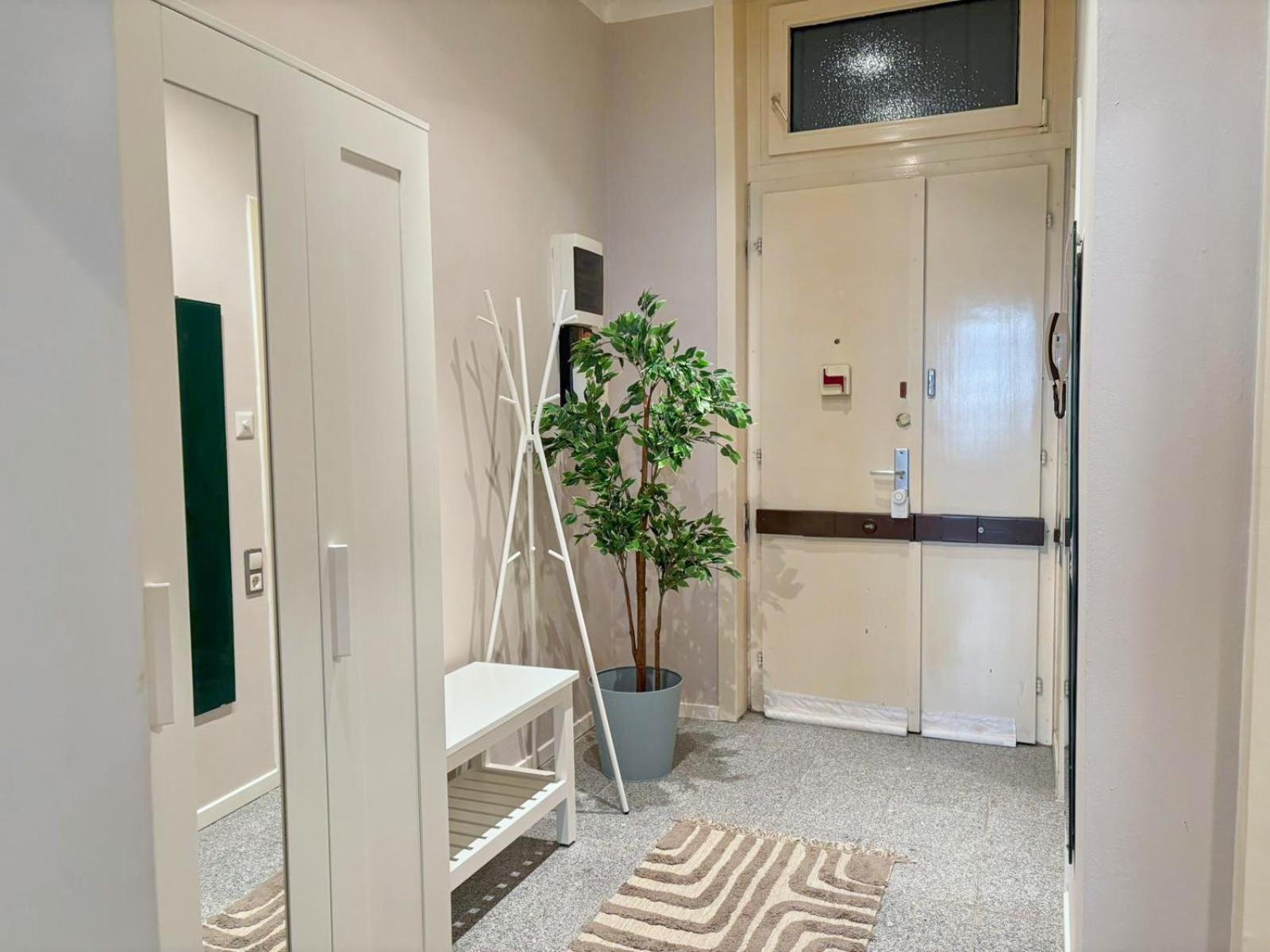 شقة Spacious And Near Metro I Close To Parks I Akh فيينا المظهر الخارجي الصورة